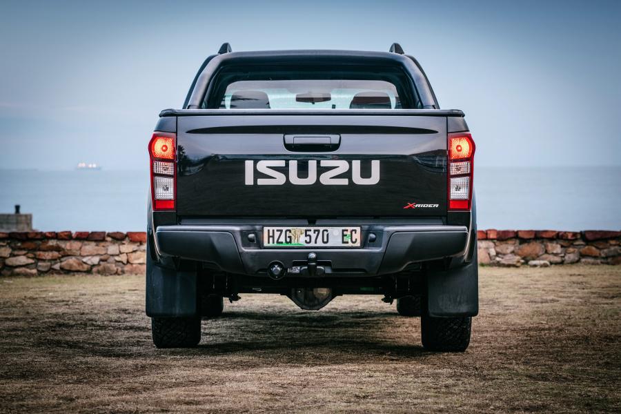  Isuzu KB Double Cab X-Rider Black 2018 года  (фото 16 из 34)